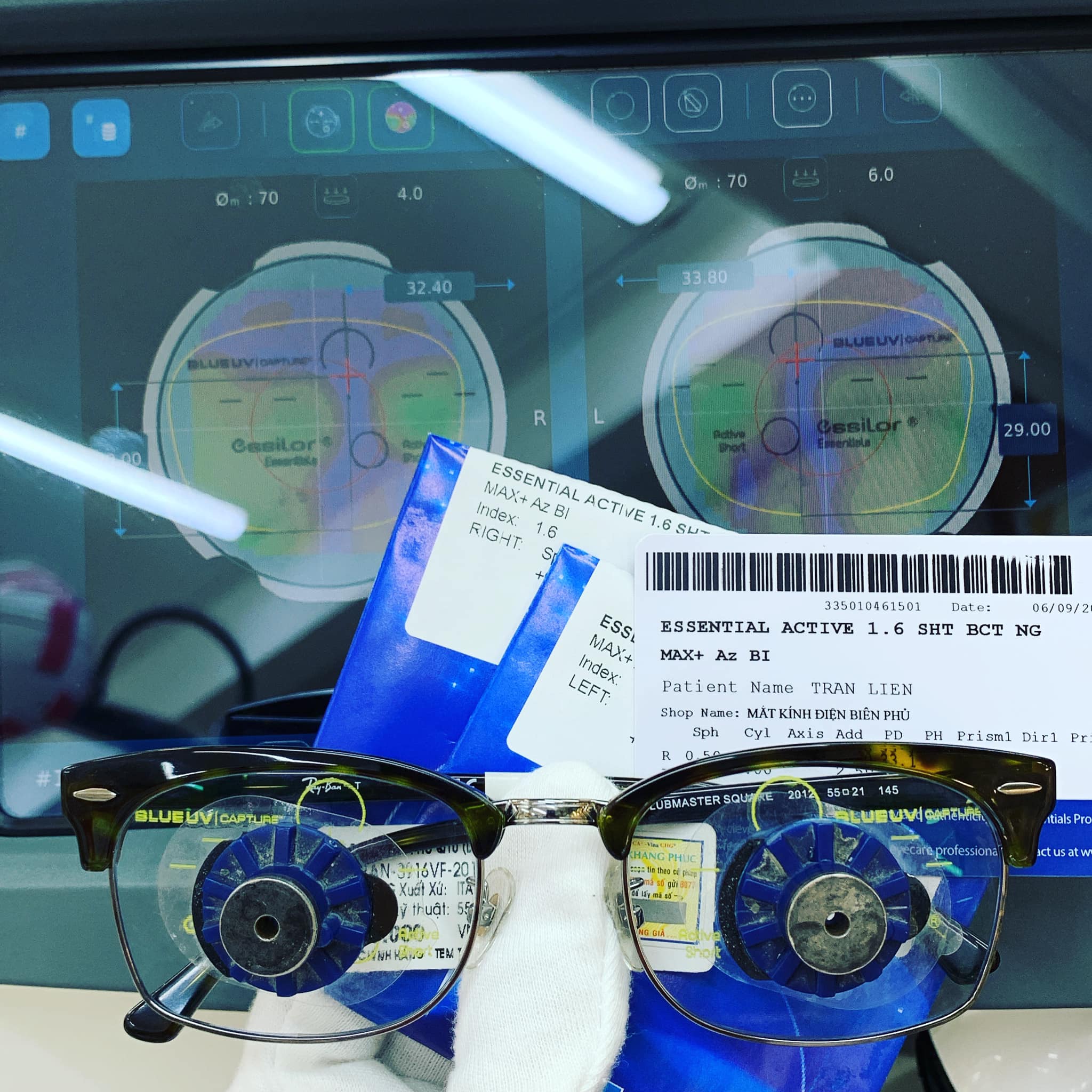 Essilor Essentials Active Blueuv/Capture 1.60 Multifocal Lenses — Thumbnail 6