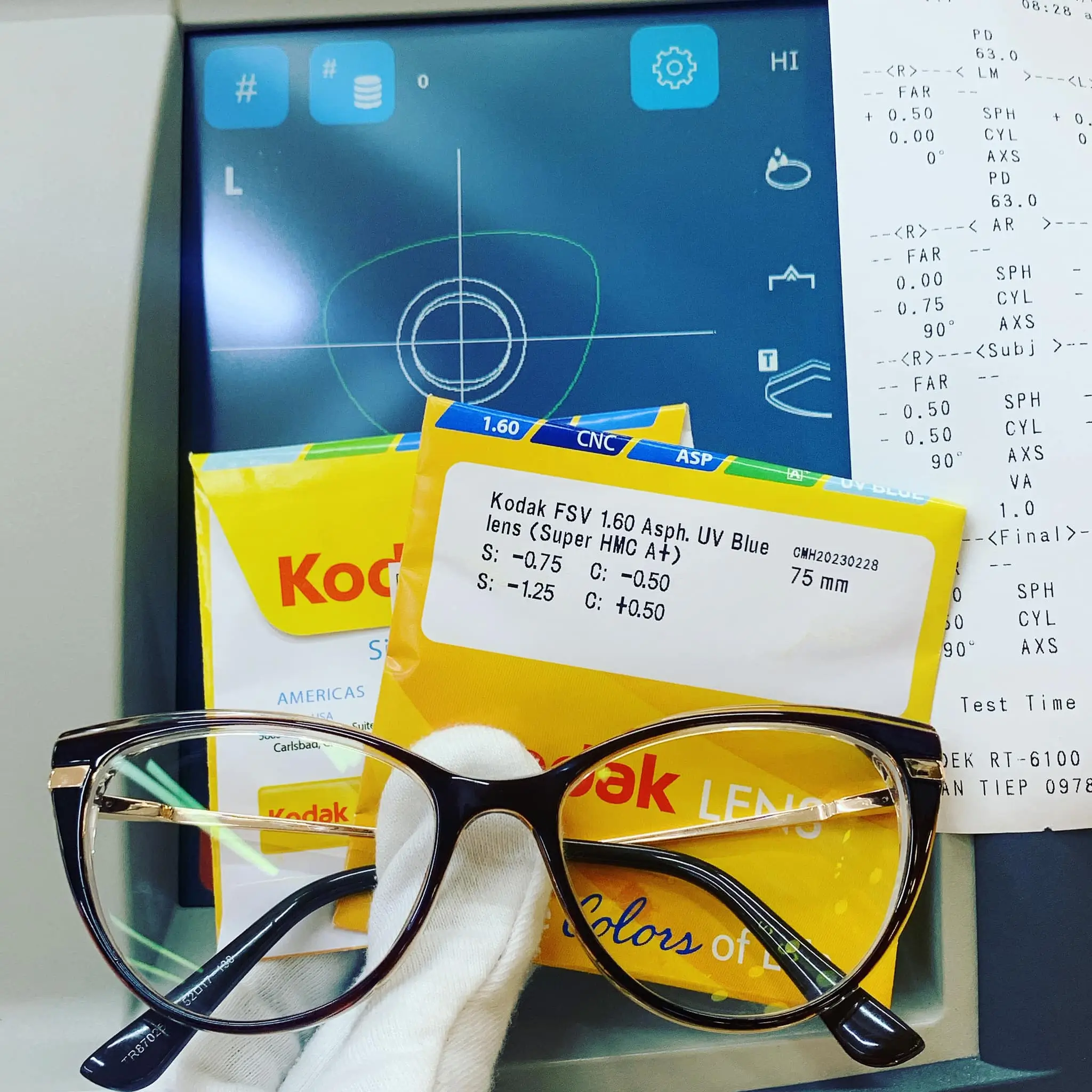 Kodak UVBlue Lens 1.60 — Thumbnail 3